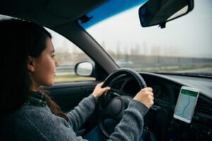 Carro de motorista de aplicativo protegido por seguro Suhai